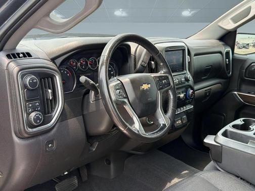 Shadow Gray Metallic 2020 Chevrolet Silverado 1500 LT