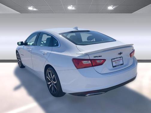2022 Chevrolet Malibu FWD RS