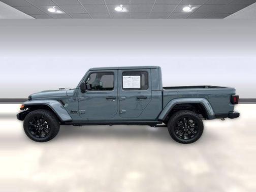 2025 Jeep Gladiator Nighthawk