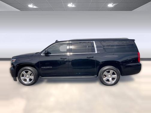 2017 Chevrolet Suburban LT