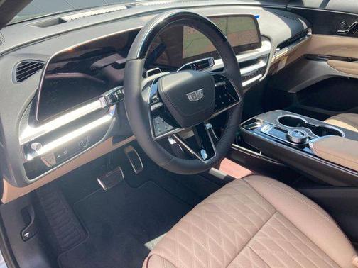 2025 Cadillac LYRIQ Sport