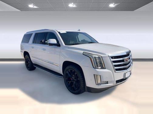 2018 Cadillac Escalade ESV Luxury