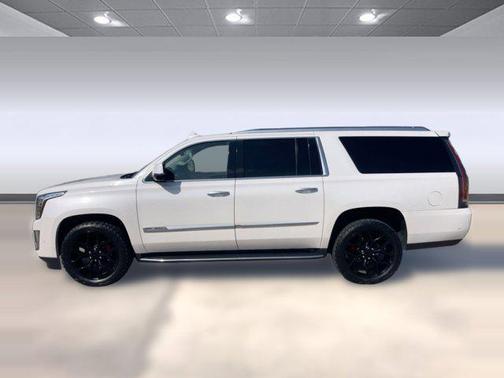2018 Cadillac Escalade ESV Luxury