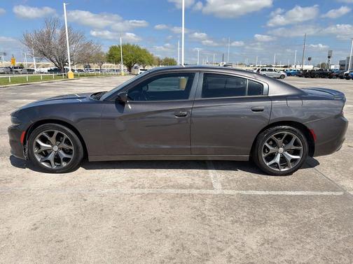 Granite Crystal Metallic Clearcoat 2015 Dodge Charger SXT