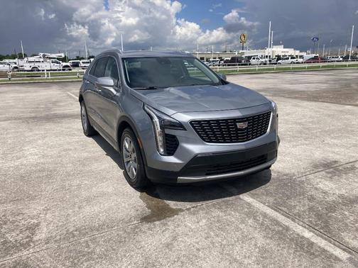 2023 Cadillac XT4 Premium Luxury