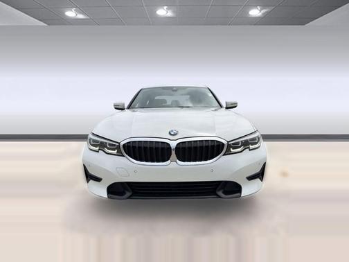 Alpine White 2019 BMW 330 330i