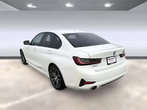 Alpine White 2019 BMW 330 330i