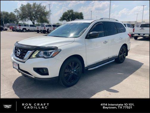 2017 Nissan Pathfinder Platinum