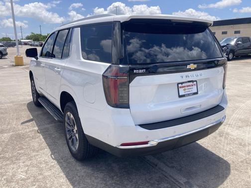 2025 Chevrolet Tahoe LS