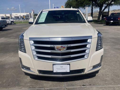 2015 Cadillac Escalade Luxury