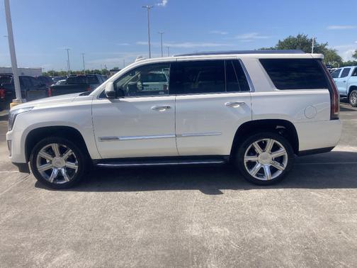 2015 Cadillac Escalade Luxury