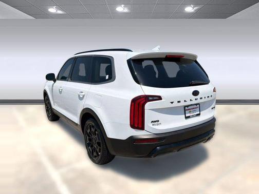 Glacial White Pearl 2021 Kia Telluride SX