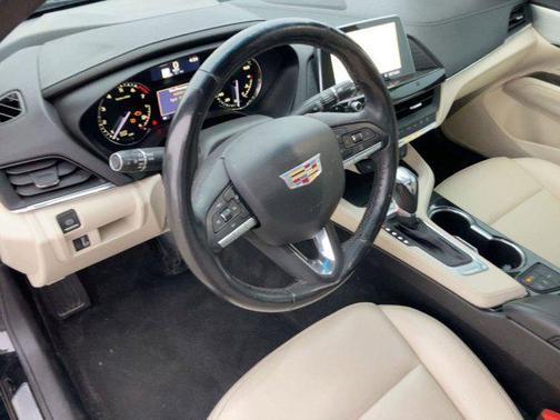 2020 Cadillac CT4 Luxury