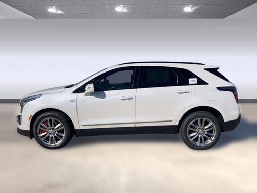 2026 Cadillac XT5 Sport