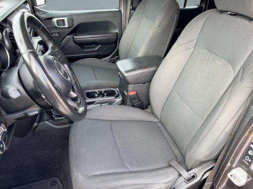 2021 Jeep Wrangler Unlimited Sport Altitude