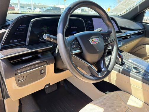 2022 Cadillac Escalade Premium Luxury