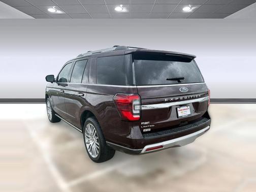 Jewel Red Metallic Tinted Clearcoat 2023 Ford Expedition Limited