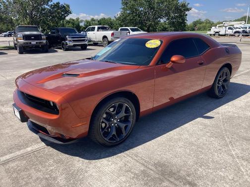 2020 Dodge Challenger SXT
