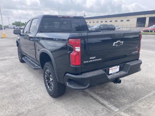 2025 Chevrolet Silverado 1500 ZR2