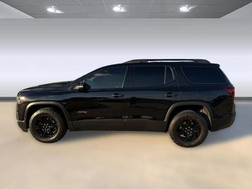 2023 GMC Acadia AWD AT4