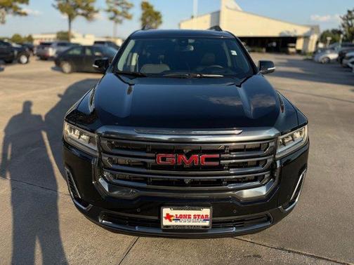 2023 GMC Acadia AWD AT4