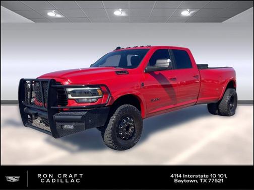 2022 RAM 3500 Laramie Crew Cab 4x4 8' Box