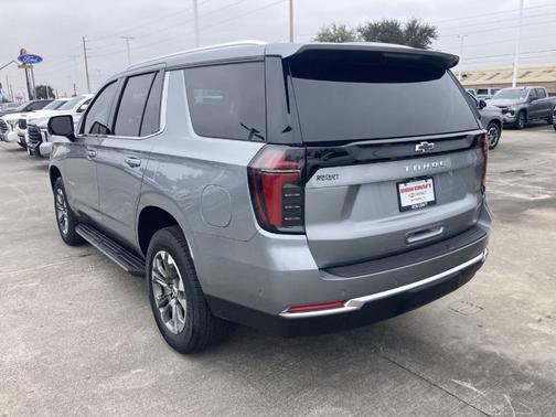 2025 Chevrolet Tahoe LS