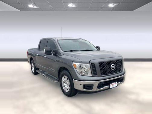 2019 Nissan Titan SV