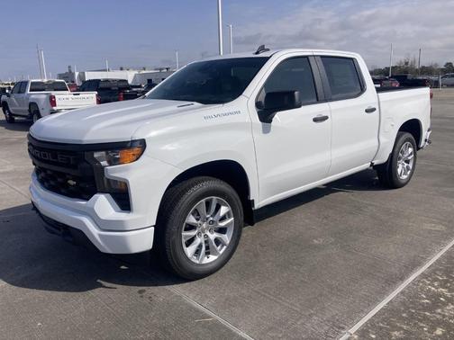 2025 Chevrolet Silverado 1500 Custom