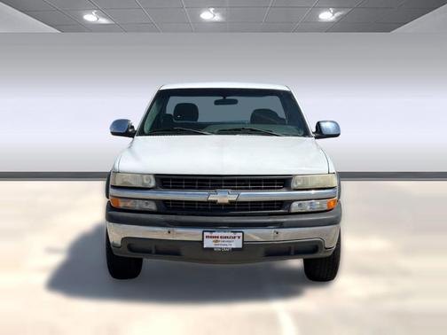 2002 Chevrolet Silverado 2500 LS