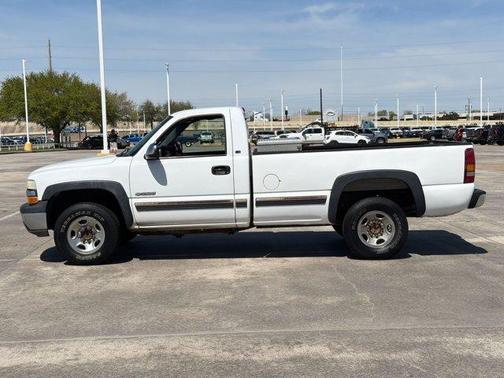 2002 Chevrolet Silverado 2500 LS
