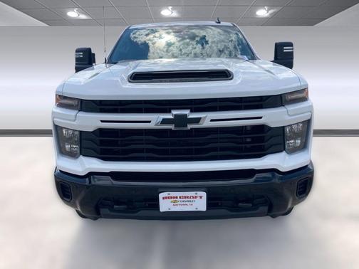 2025 Chevrolet Silverado 2500 Custom