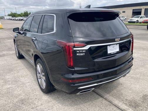 2023 Cadillac XT6 Premium Luxury FWD