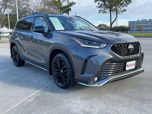2023 Toyota Highlander XSE