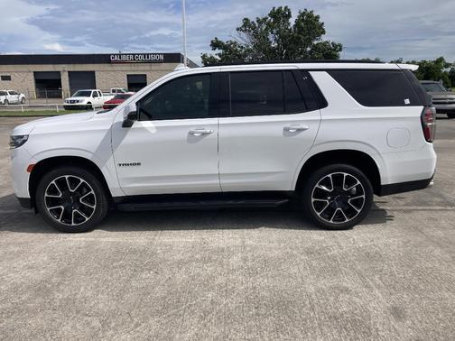 2022 Chevrolet Tahoe 4WD RST