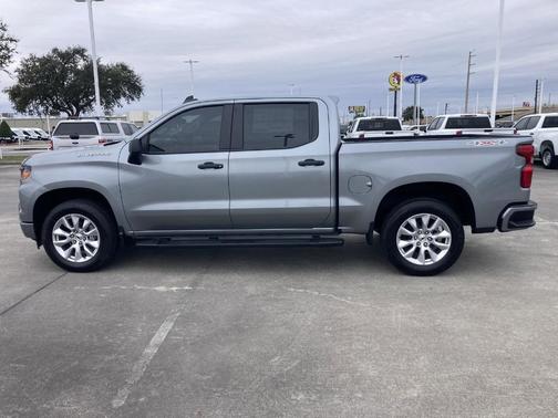 2025 Chevrolet Silverado 1500 Custom