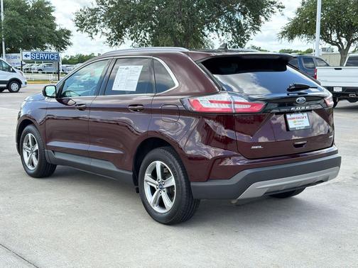 Burgundy Velvet Metallic Tinted Clearcoat 2022 Ford Edge SEL