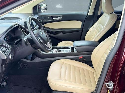 Burgundy Velvet Metallic Tinted Clearcoat 2022 Ford Edge SEL