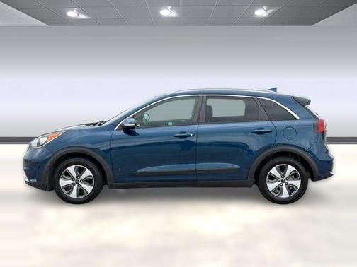Deep Cerulean 2018 Kia Niro EX