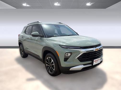 Cacti Green 2026 Chevrolet Trailblazer LT