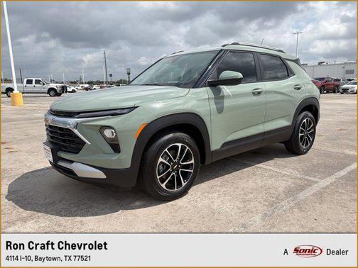 Cacti Green 2026 Chevrolet Trailblazer LT