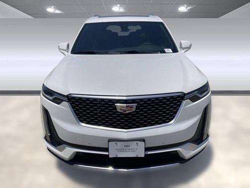 2025 Cadillac XT6 Luxury FWD
