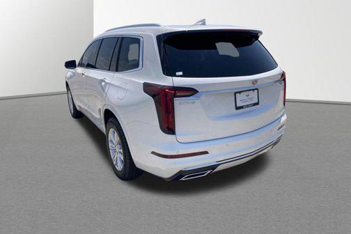 2025 Cadillac XT6 Luxury FWD
