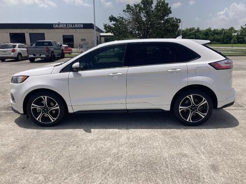 2019 Ford Edge ST