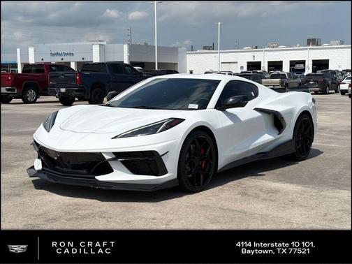 Arctic White 2020 Chevrolet Corvette Stingray w/2LT