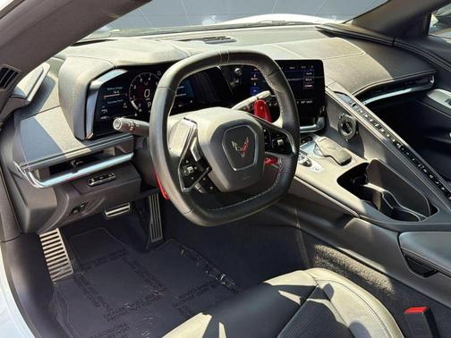 Arctic White 2020 Chevrolet Corvette Stingray w/2LT