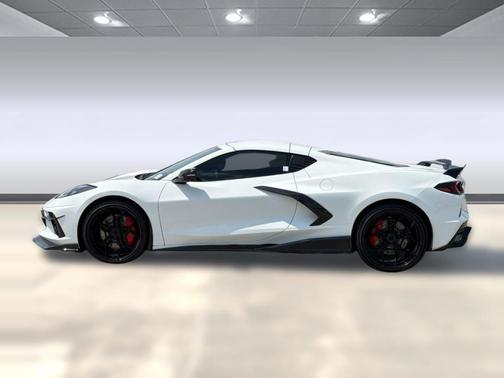 Arctic White 2020 Chevrolet Corvette Stingray w/2LT