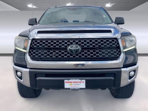 2018 Toyota Tundra SR5