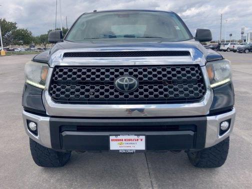 2018 Toyota Tundra SR5