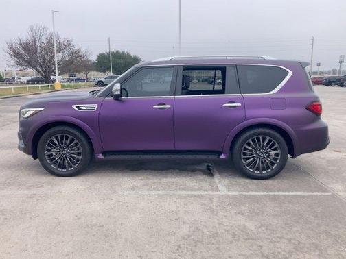 2023 INFINITI QX80 SENSORY